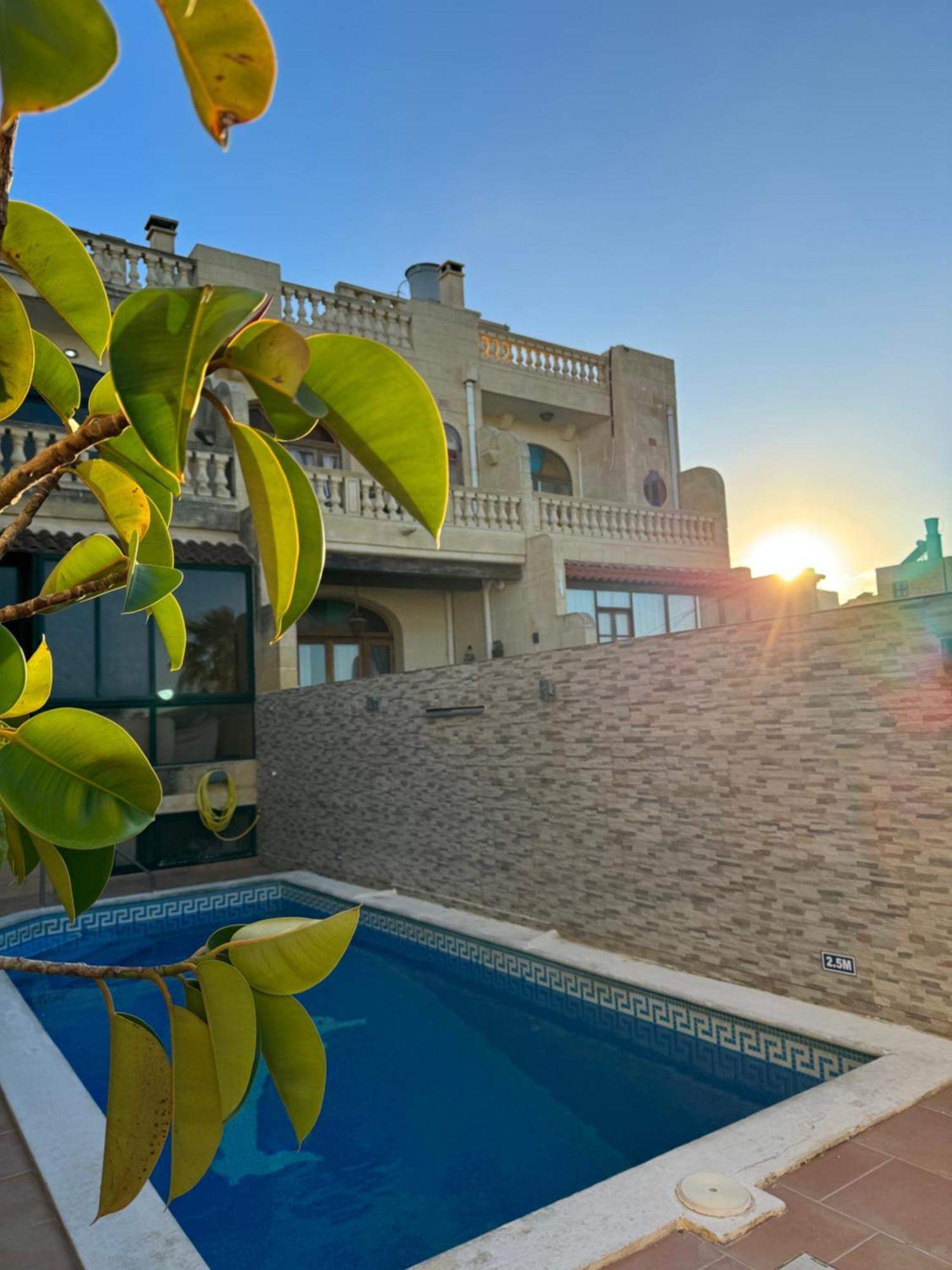 Tal-Bir Farmhouse Hotel Надур Екстериор снимка