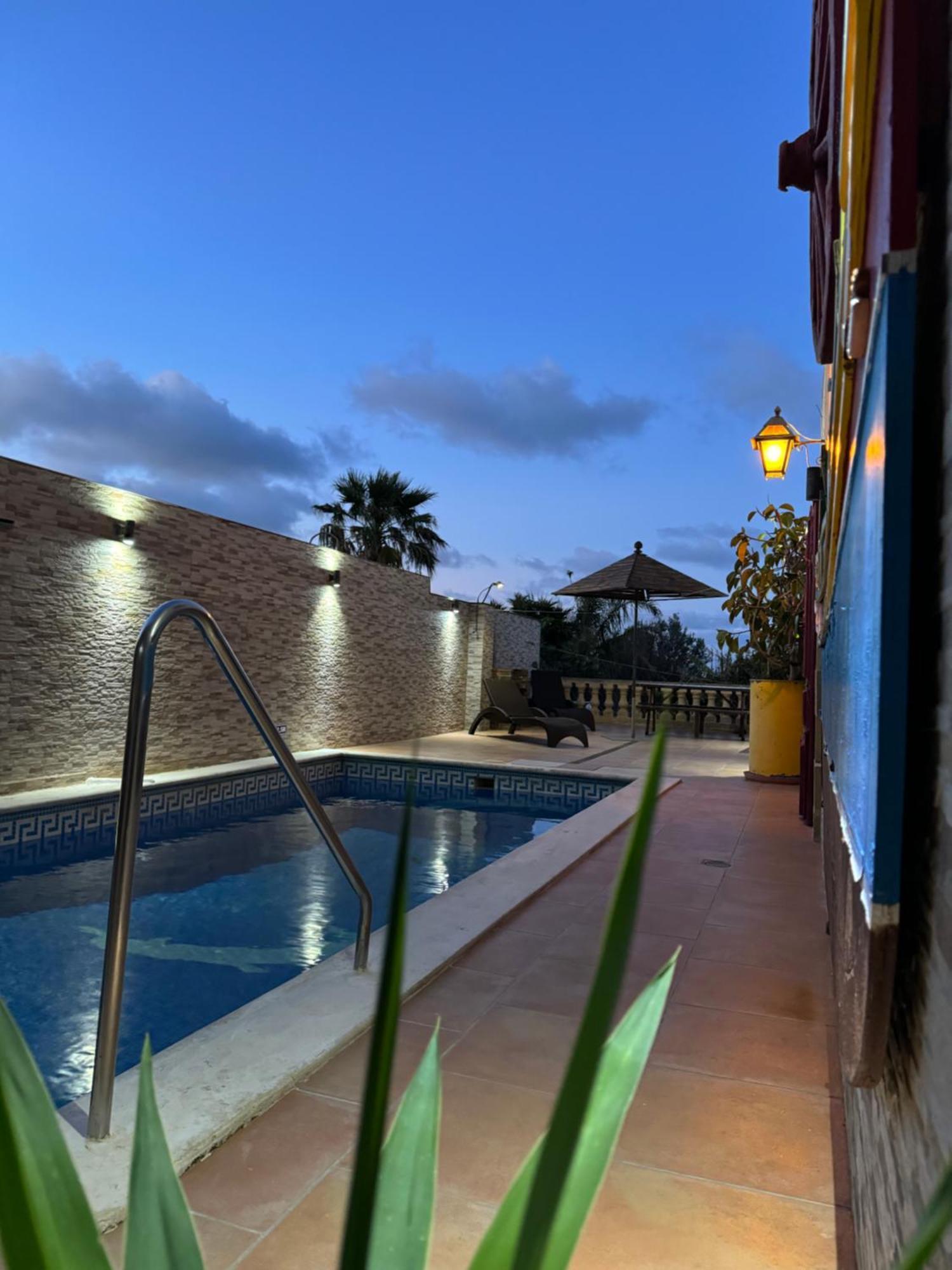 Tal-Bir Farmhouse Hotel Надур Екстериор снимка