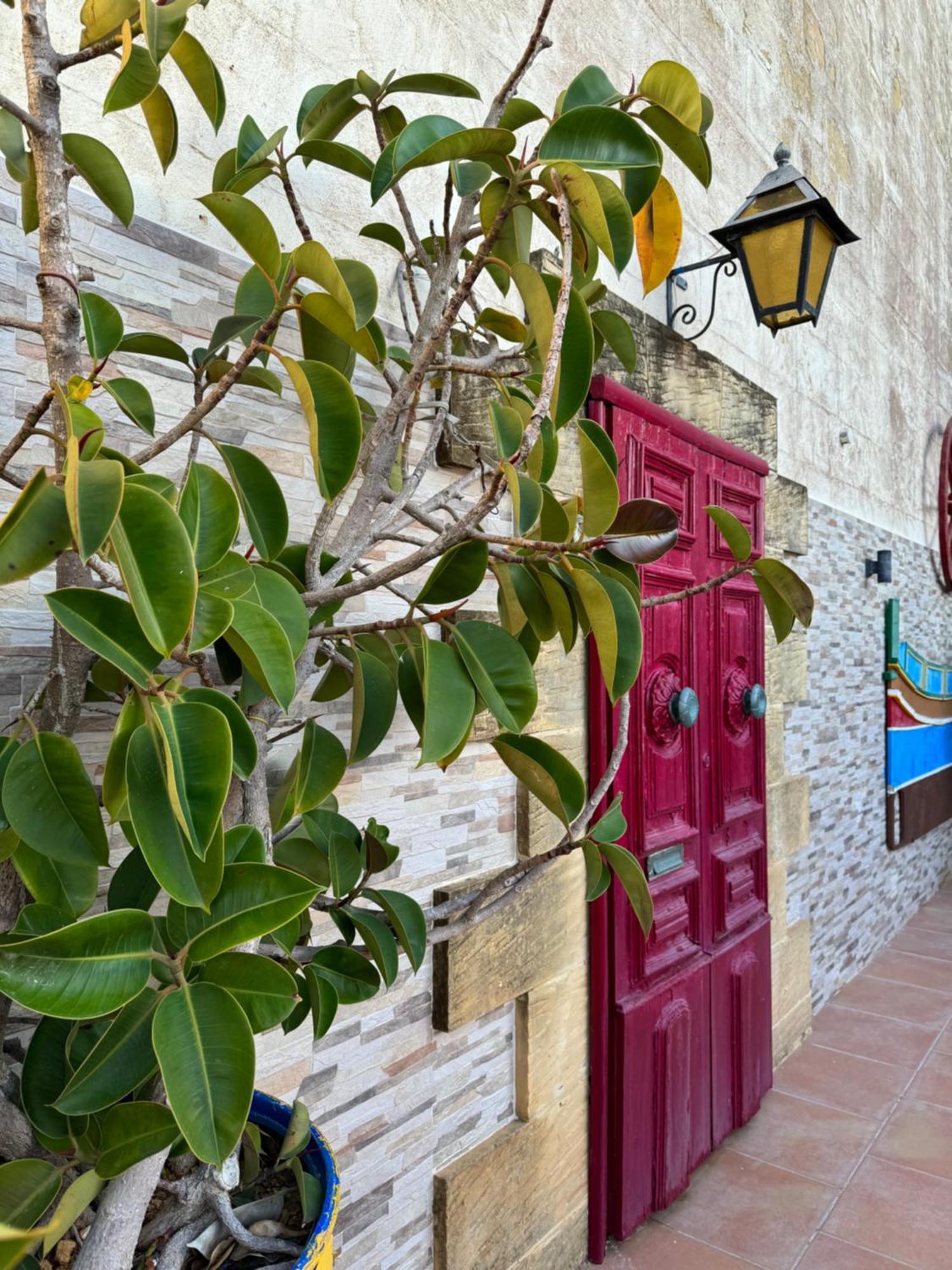 Tal-Bir Farmhouse Hotel Надур Екстериор снимка