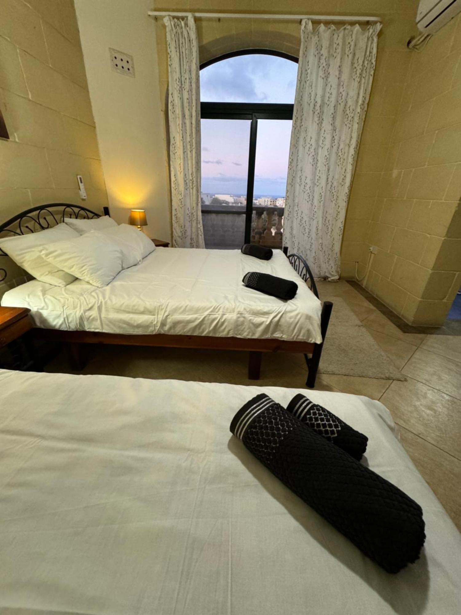 Tal-Bir Farmhouse Hotel Надур Екстериор снимка