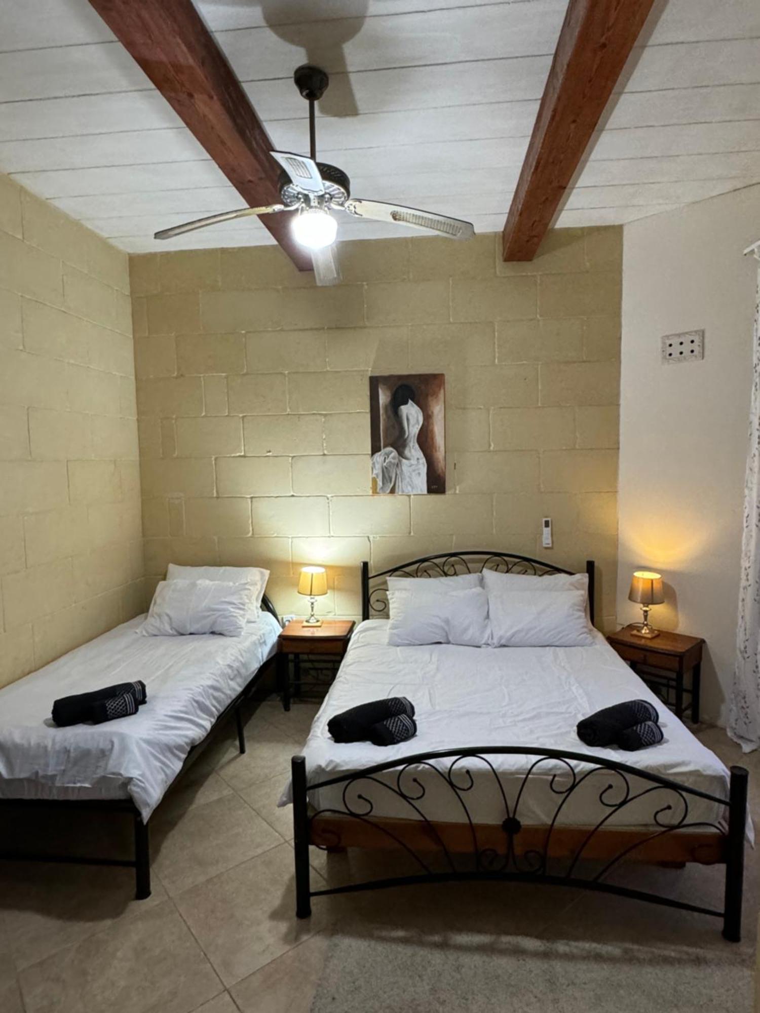 Tal-Bir Farmhouse Hotel Надур Екстериор снимка