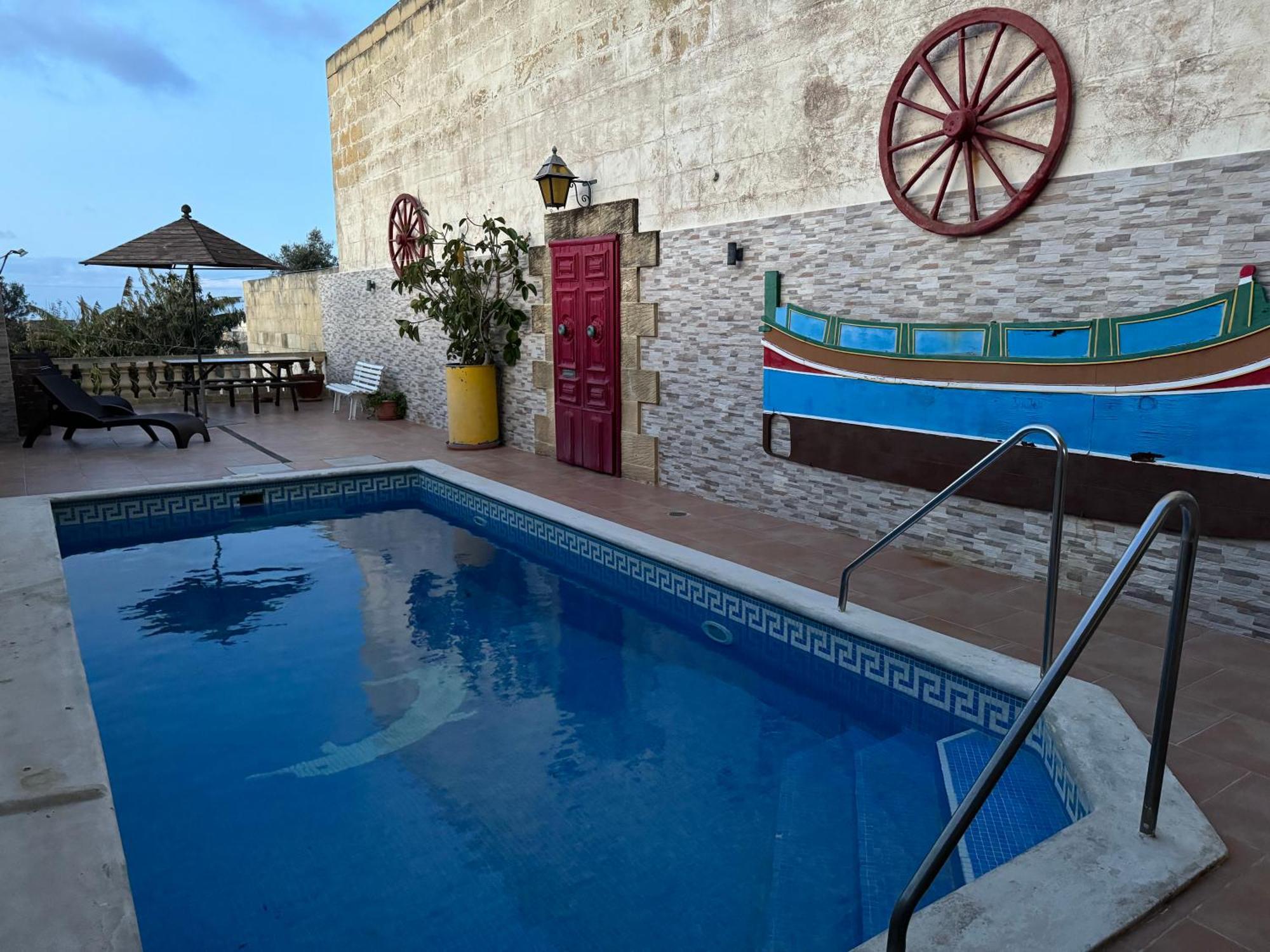 Tal-Bir Farmhouse Hotel Надур Екстериор снимка